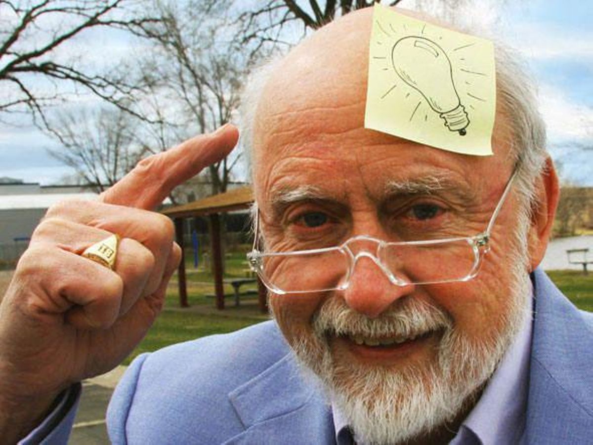 Spencer Silver, el recién fallecido inventor del 'post-it'.