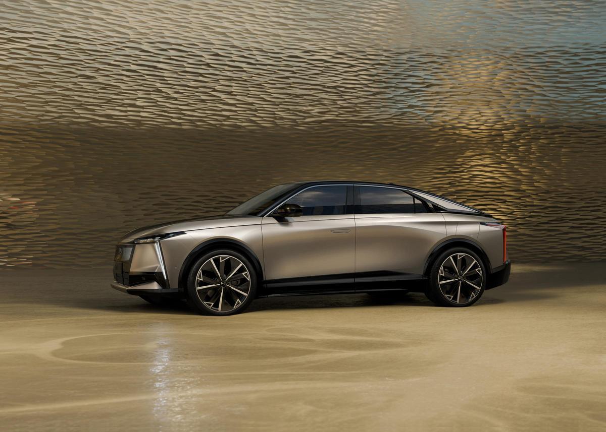 El DS N°8 resucita el mito de la ‘grande routière’ francesa en clave eléctrica