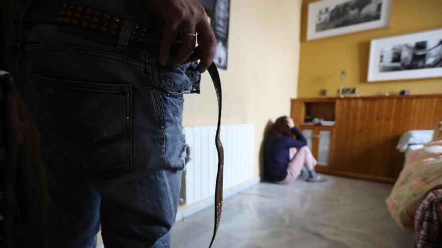 A juicio por tocar el pecho a una menor tras acceder a su dormitorio por una ventana en Córdoba