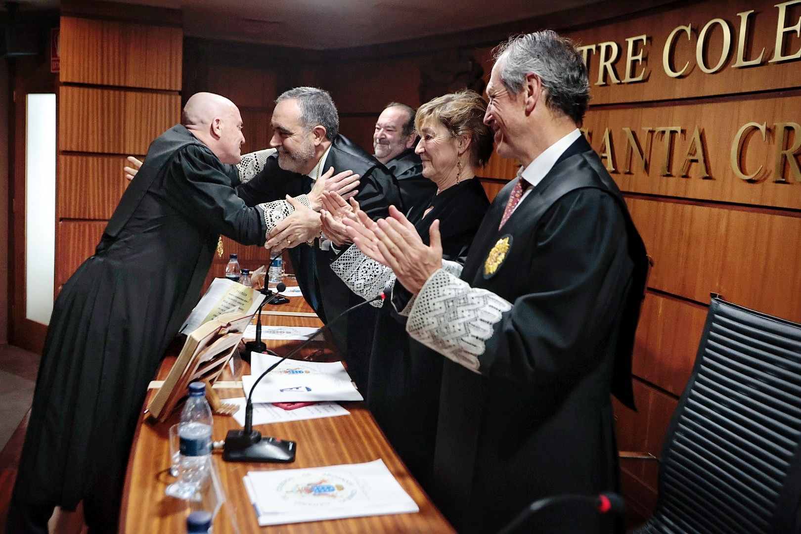 Toma de posesión de Niederleytner como presidente del Consejo Canario de Abogados