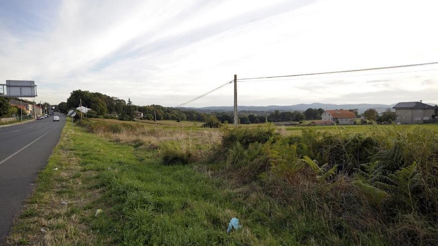 Terrenos del Alto de Vales en donde se levantará la nueva infraestructura sanitaria. // Bernabé/Javier Lalín