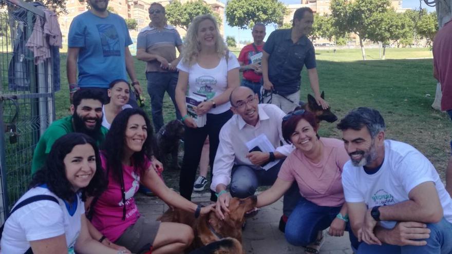 Adelante Málaga apuesta por la protección animal con una red de parques caninos