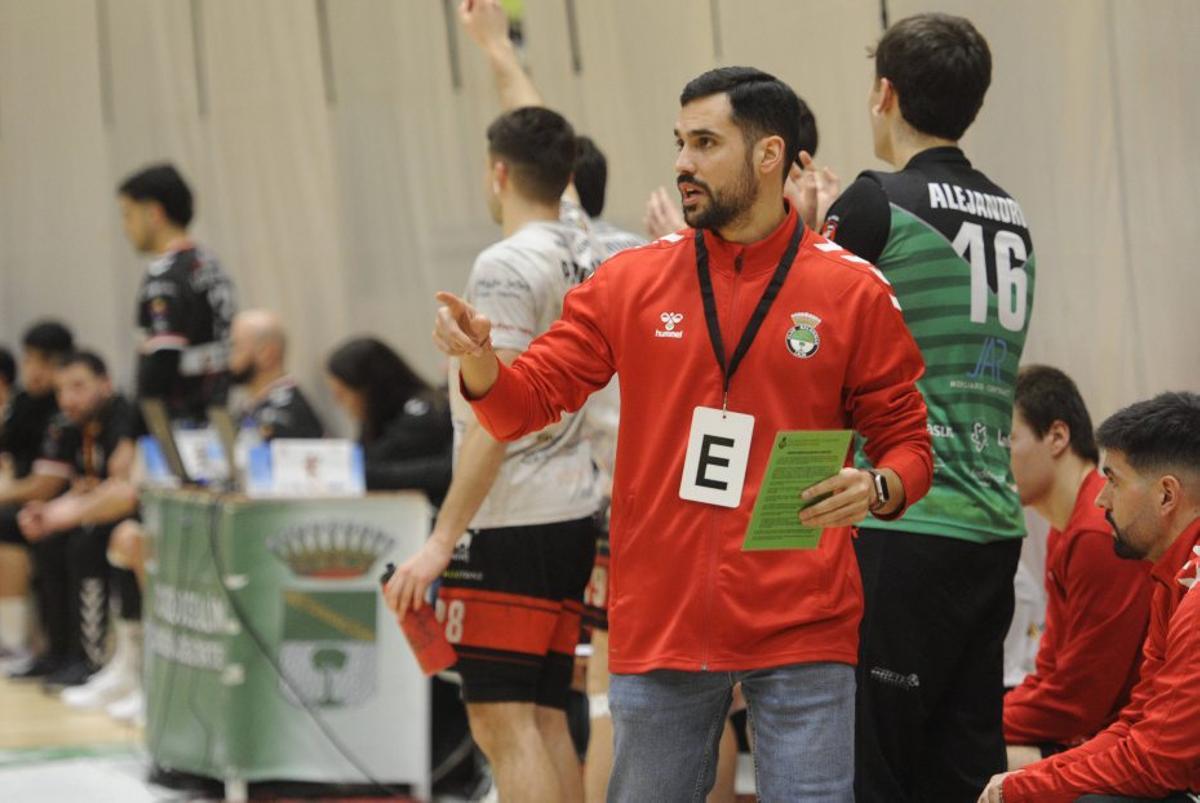 Pablo Cacheda en un partido anterior del Disiclín. | BERNABÉ/JAVIER LALÍN