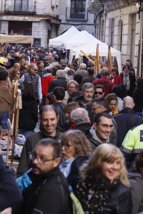 Milers de persones omplen el Barri Vell de Girona per Tots Sants - Fires de Girona 2018