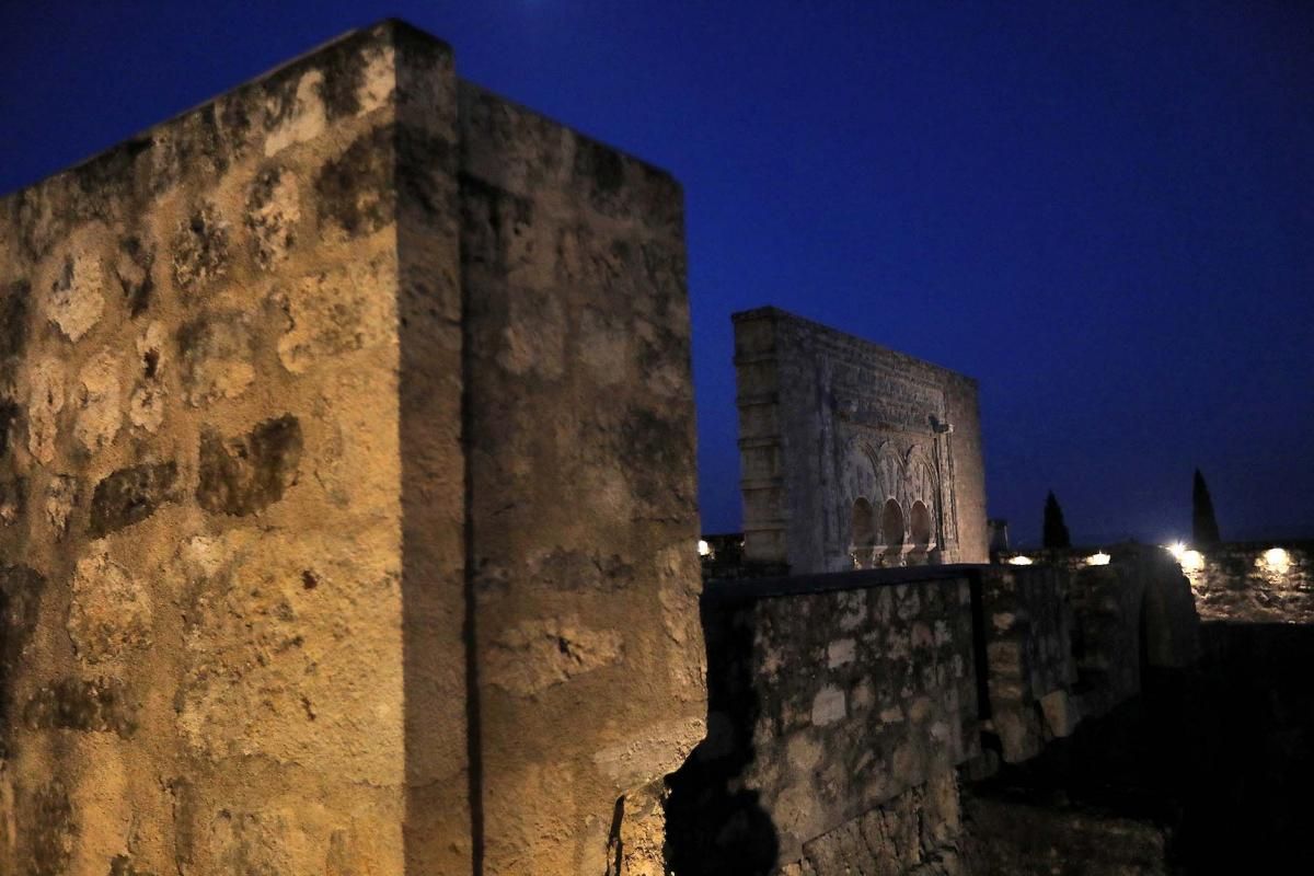 Reabren las visitas nocturnas de Medina Azahara