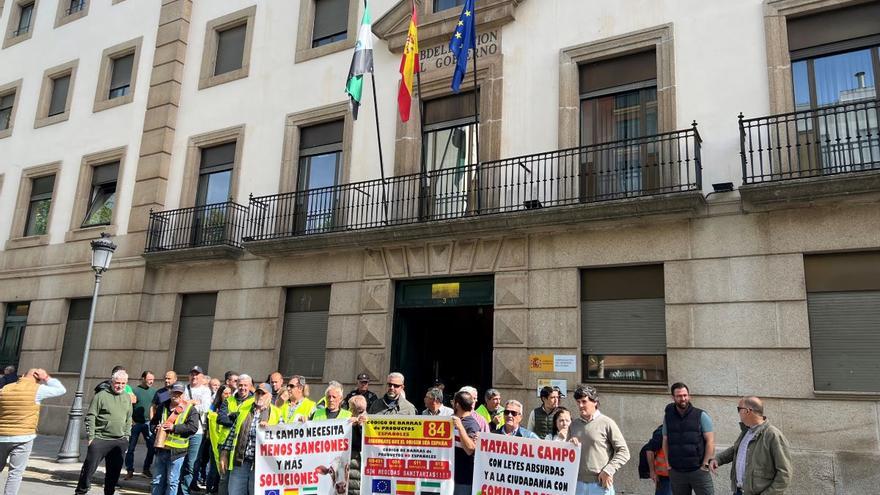 El sector agrario de Extremadura avala las 43 medidas del Ministerio de Agricultura