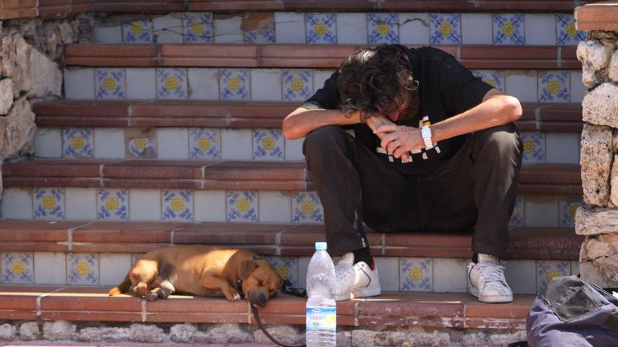 Pralle Sonne statt klimatisierte Unterkunft: Wie Obdachlose auf Mallorca mit der Hitze umgehen