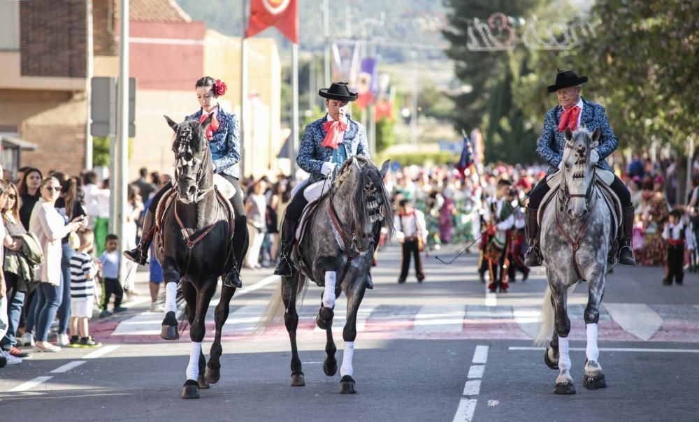 Reconquista y procesión en el cuarto día de las fiestas de Salinas