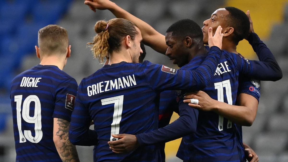 Los jugadores de Francia celebran un gol