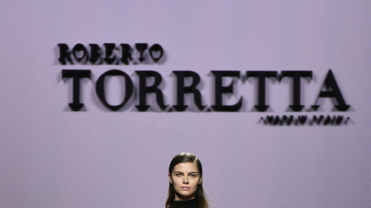 Roberto Torretta otoño-invierno 2017: asimetrías