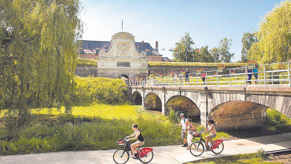 La bicicleta es uno de los vehículos más prácticos para moverse por la ciudad.