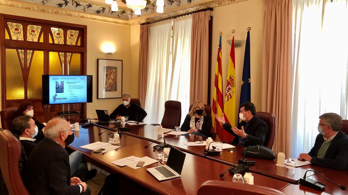 Reunión sobre la despoblación en Castelló.