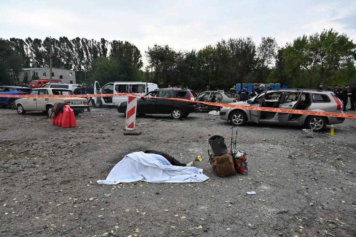 Ataque mortal a un convoy humanitario en Zaporiyia