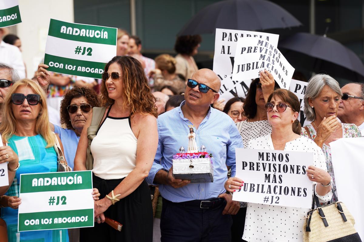 Protesta de los mutualistas y abogados