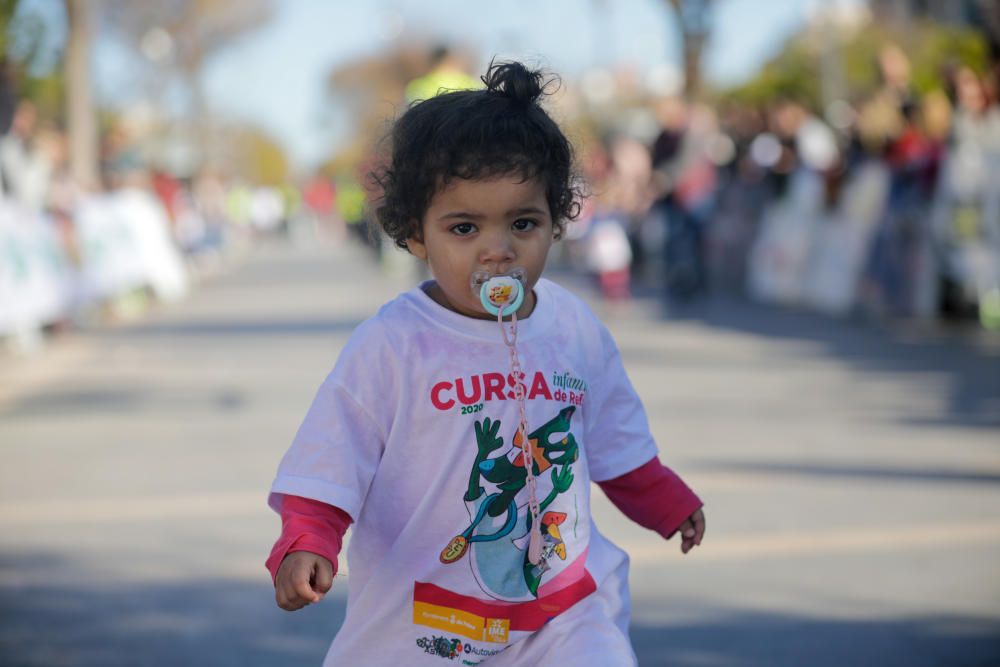 Mil niños y niñas participan en la carrera infantil de Reyes en Palma