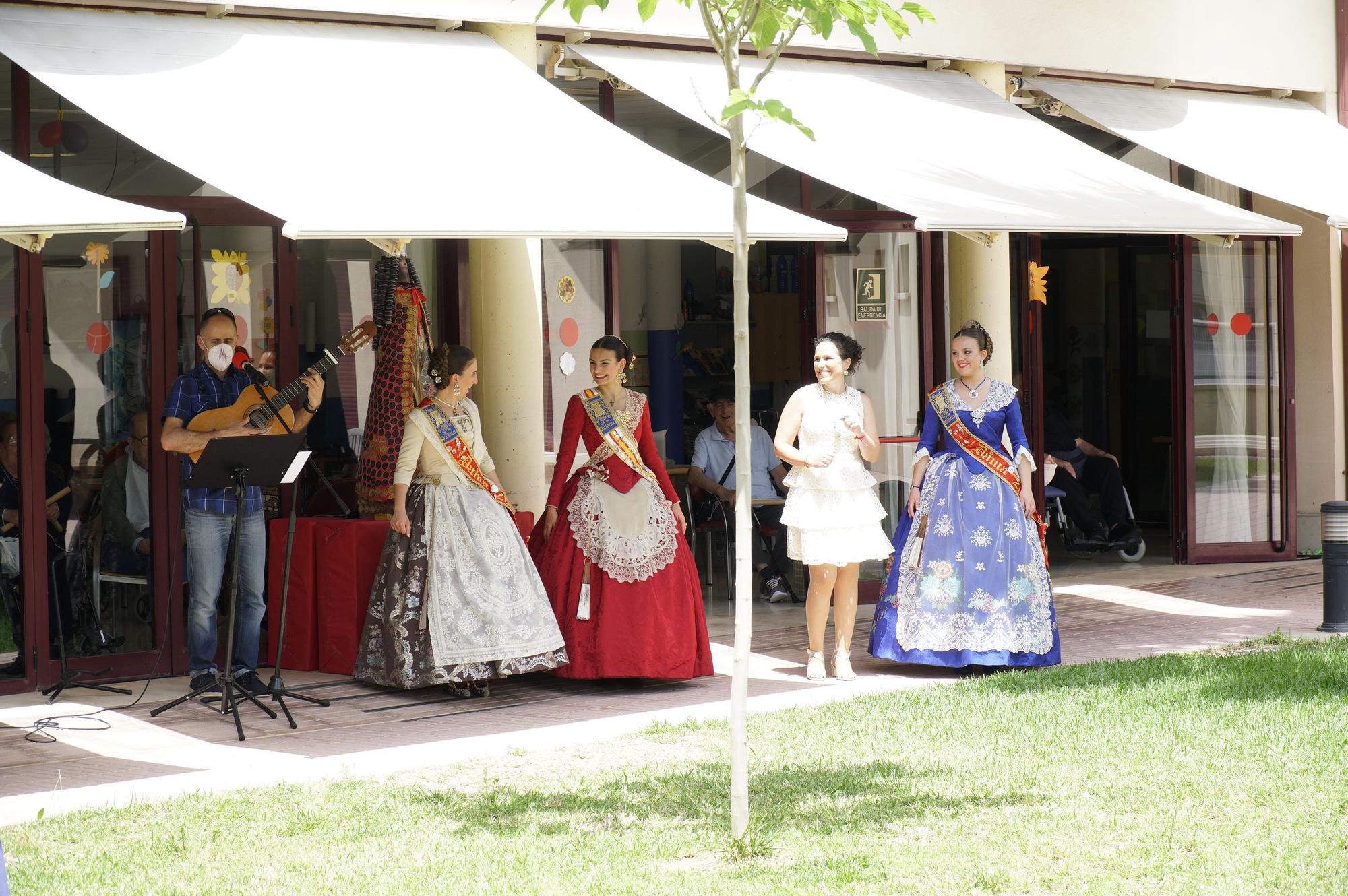 Revive el día grande de Santa Quitèria en Almassora con Les Calderes y la mascletà