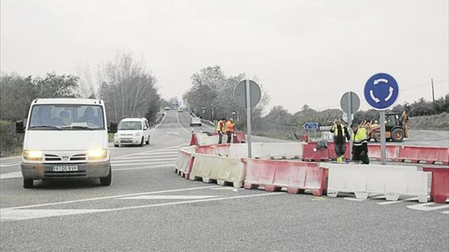 Una glorieta en la A-421 mejorará la seguridad vial