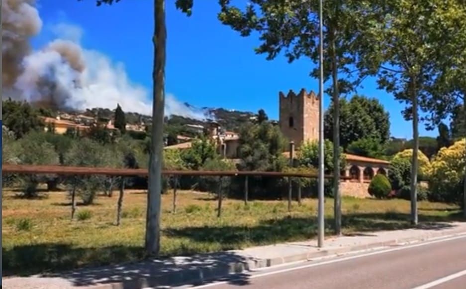 Incendi forestal a Castell d'Aro