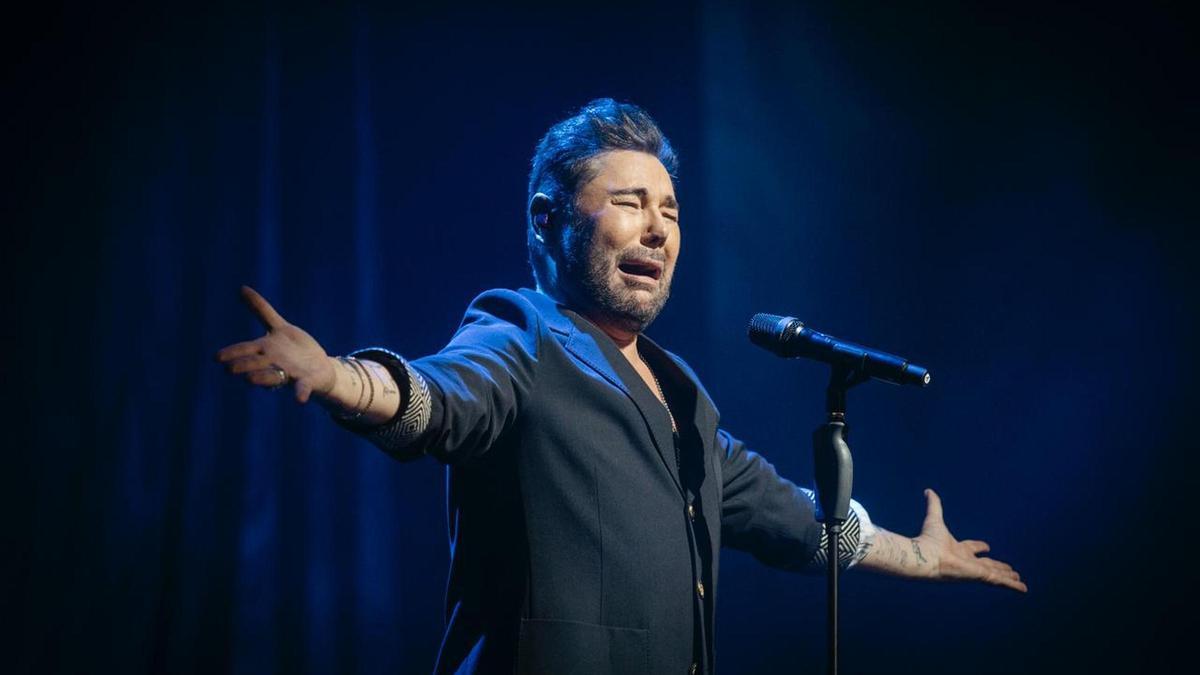 El cantaor Miguel Poveda, una de las grandes figuras del flamenco actual, ha conquistado al público castellonense.