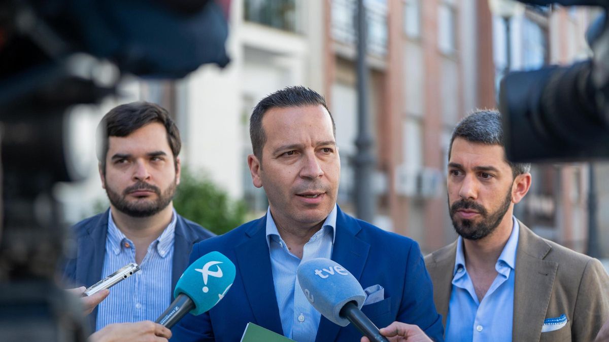 Vox registra una iniciativa para suprimir el aforamiento de los diputados de la Asamblea de Extremadura.