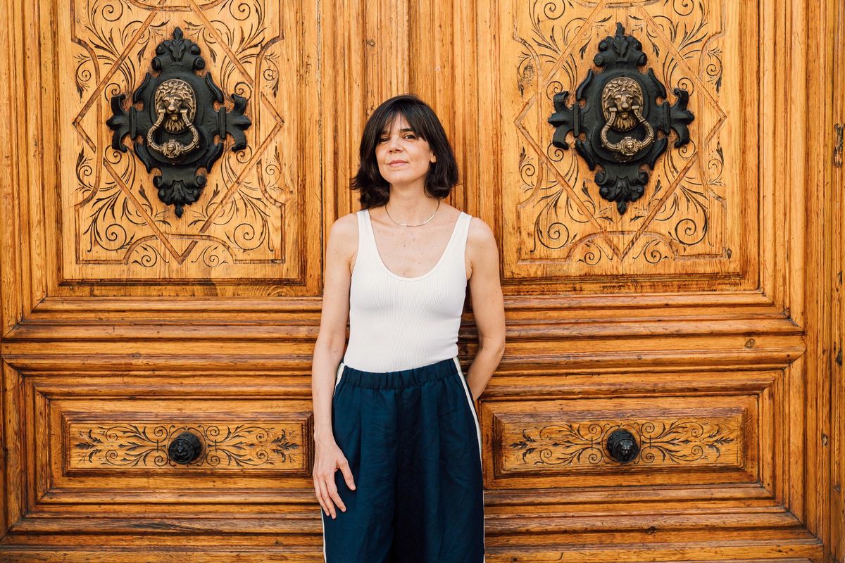 Lara Moreno acaba de publicar el libro de relatos 'Ningún amor está vivo en el recuerdo' (Lumen).