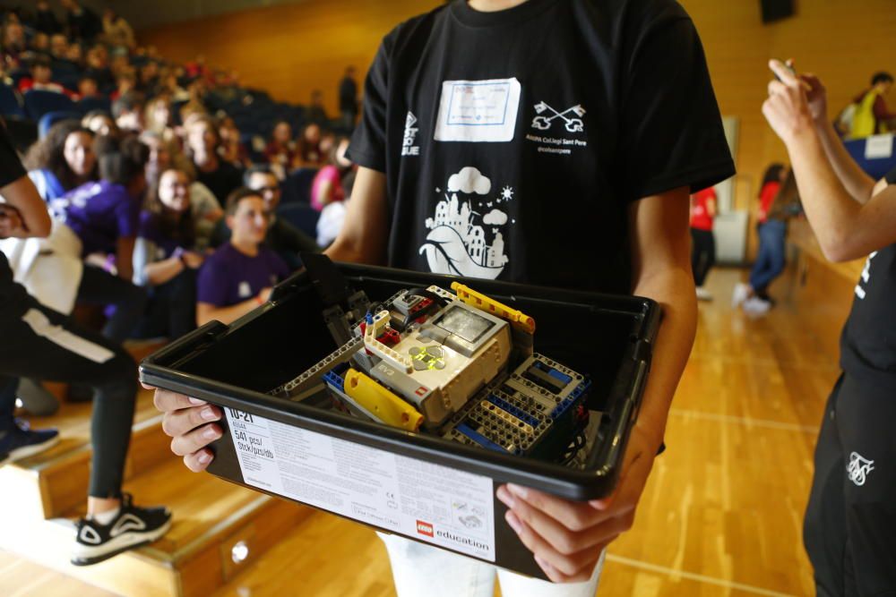 El equipo 'Robosapiens' del colegio Sant Pere, en Palma, gana la 'FIRST LEGO League 2020'