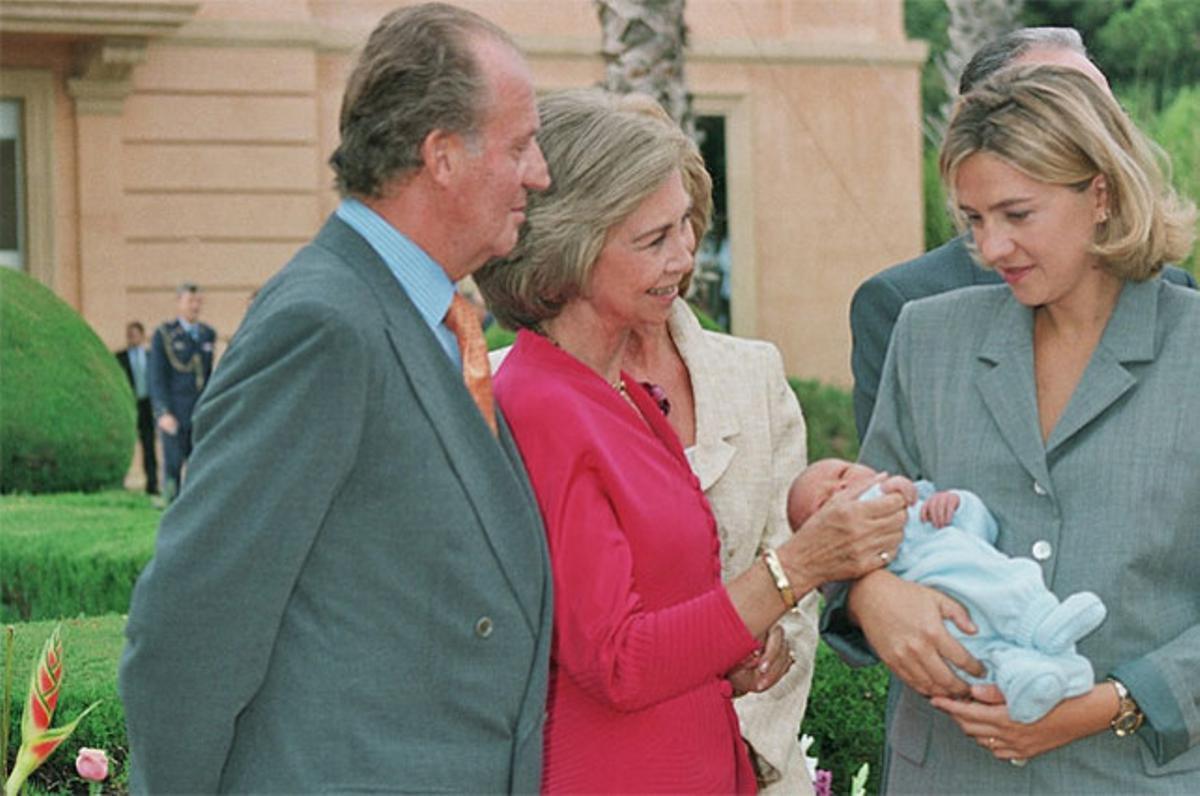 Naixement de Joan Valentí Urdangarin Borbó (29 de setembre de 1999)