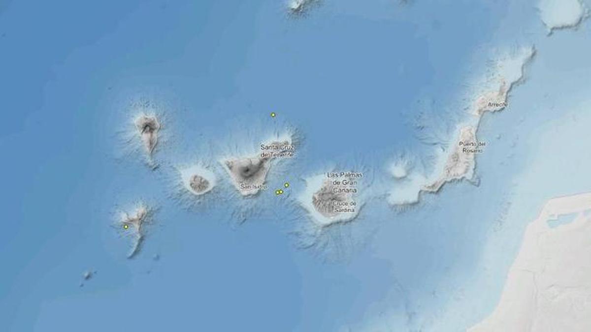 Mapa de Canarias con los terremotos señalizados.