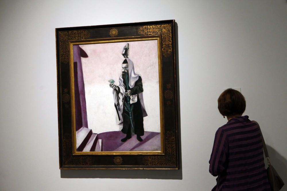 La muestra, ''Chagall y sus contemporáneos rusos'' permanecerá hasta el 29 de enero del año próximo en las salas de Tabacalera.