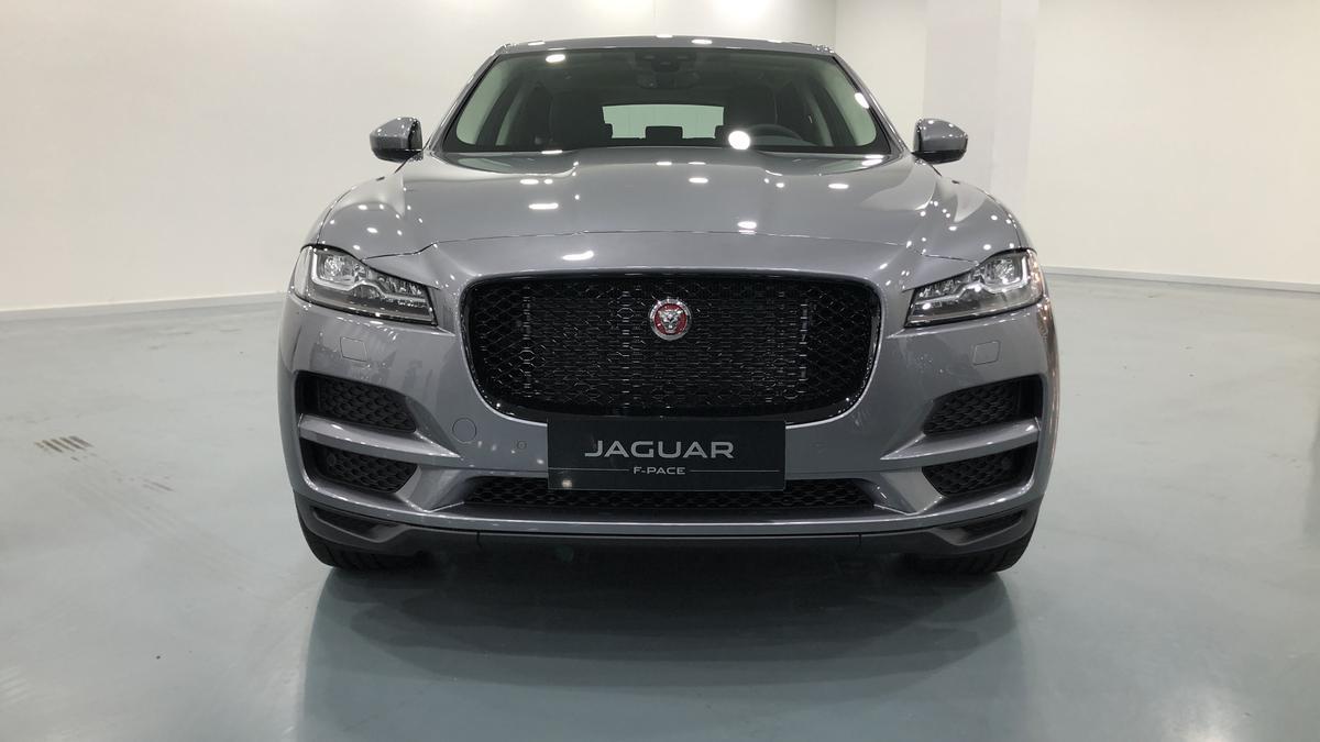 La tracción total de Jaguar con Intelligent Driveline Dynamics es un sistema de tracción a las cuatro ruedas predictivo