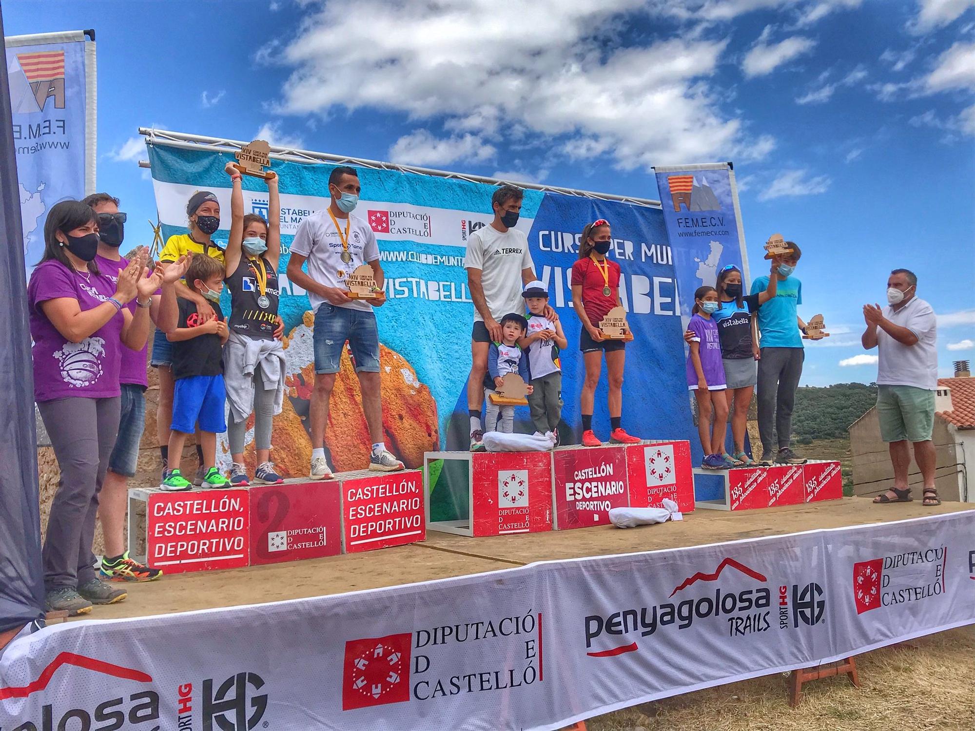 Luis Alberto Hernando y María Fuentes reinan en la carrera de montaña de Vistabella