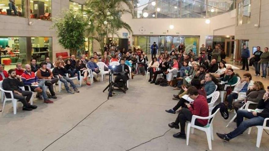 Asistentes, ayer, a la presentación de los Laboratorios Cidadáns.