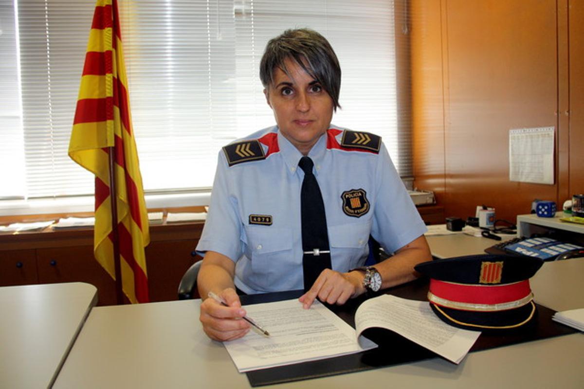 La subinspectora Rosa Negre, a la comissaria dels Mossos d’Esquadra de Vistalegre, a Girona.