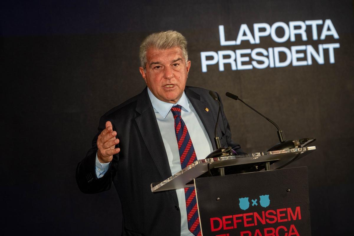 Laporta, durante su discurso de presentación de candidatura a la presidencia del Barça.