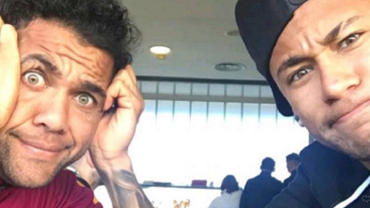 Alves y Neymar han dejado un mensaje en Instagram