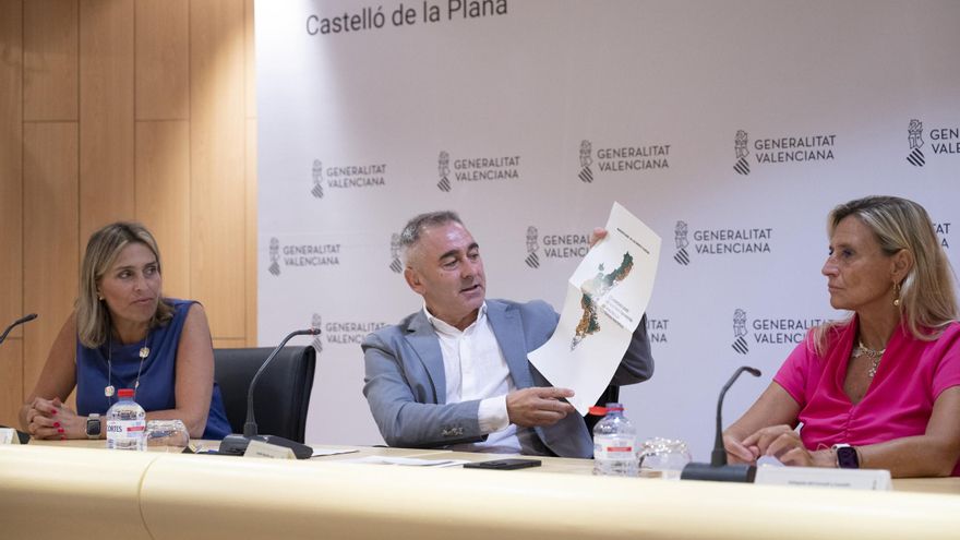 El conseller de Agricultura pide al Gobierno que abandone el &quot;silencio&quot; ante el recorte de ayudas al campo