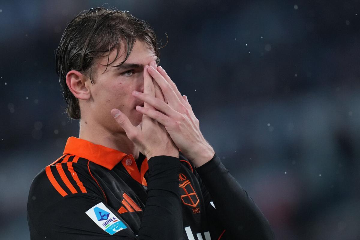 Nico Paz celebra su gol ante la Lazio en el Olímpico de Roma