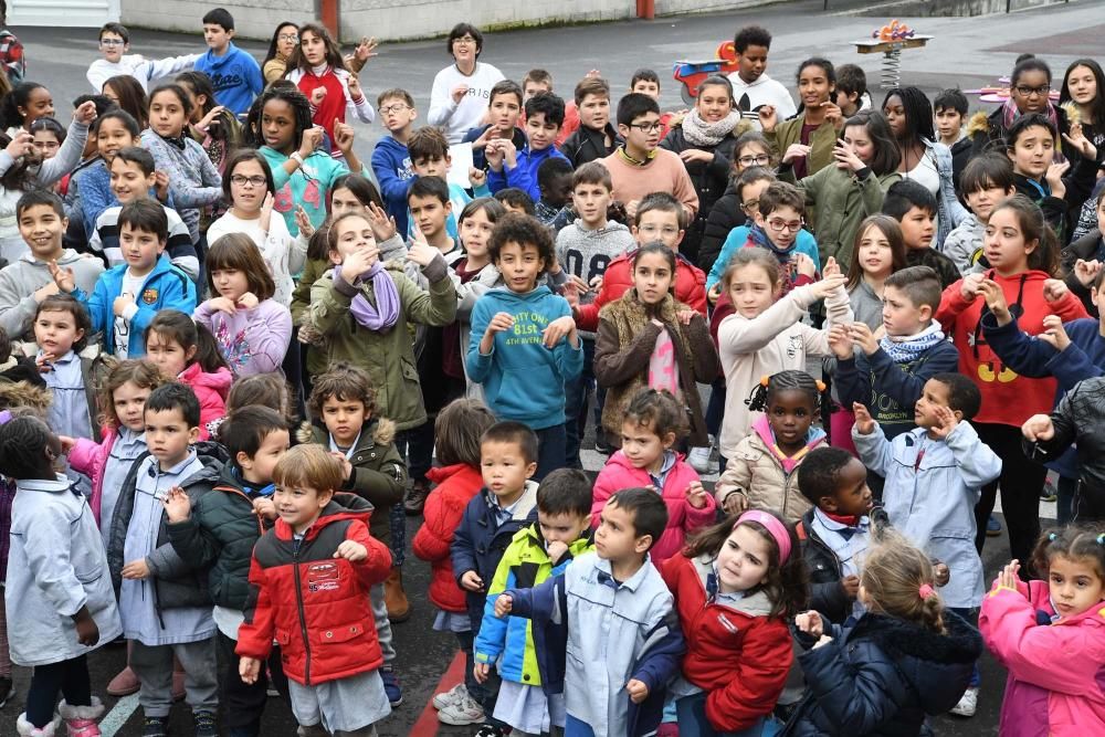 Día da Paz no colexio coruñés Raquel Camacho