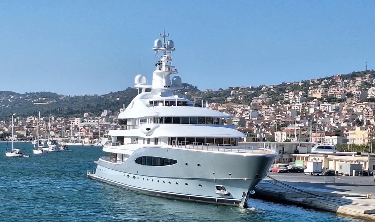 El megayate Mayan Queen IV, valorado en 150 millones de euros.