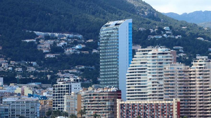 El Consell exige a Calp que anule la licencia del hotel de 30 plantas