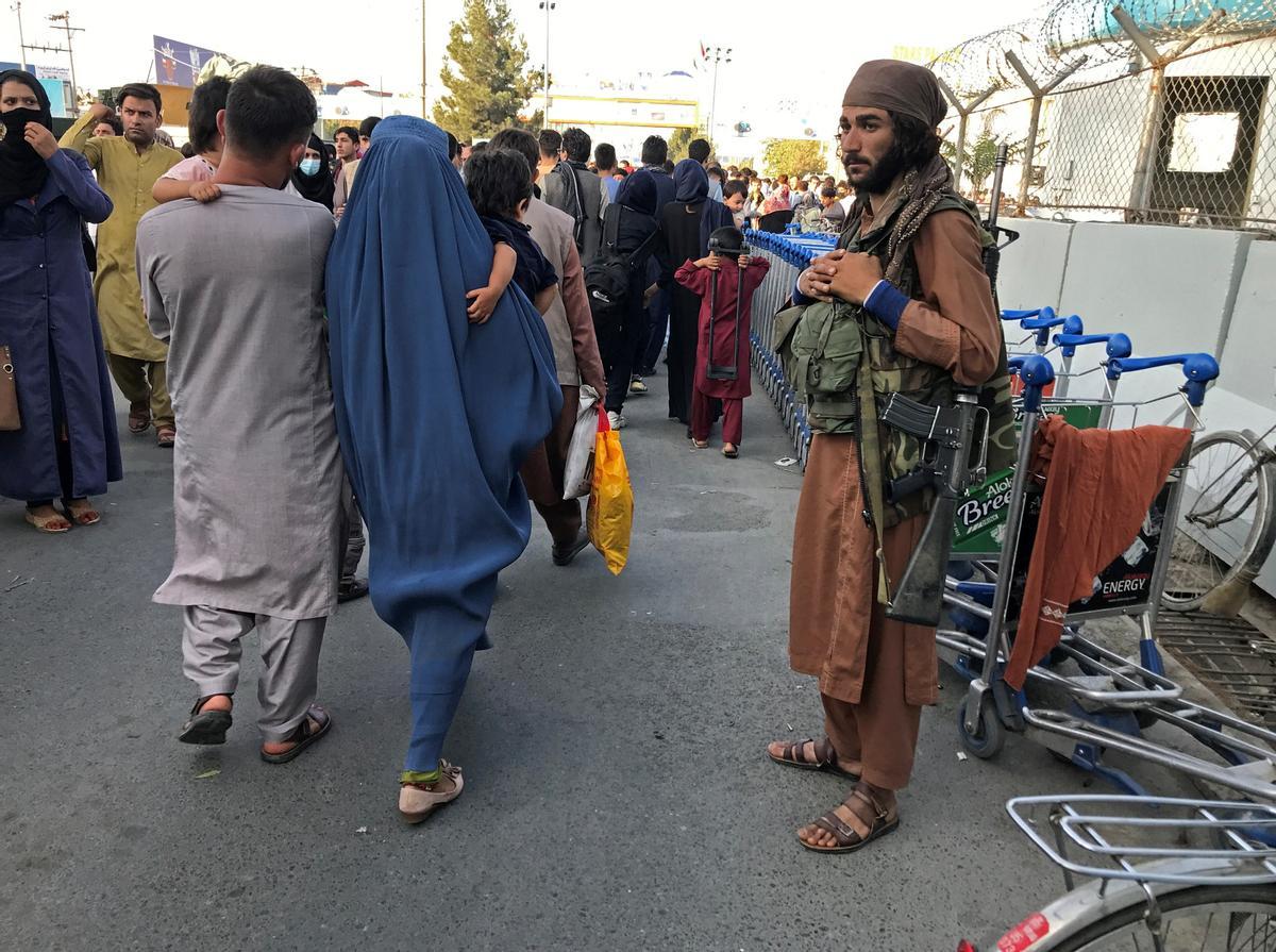 Caos en el aeropuerto de Kabul.