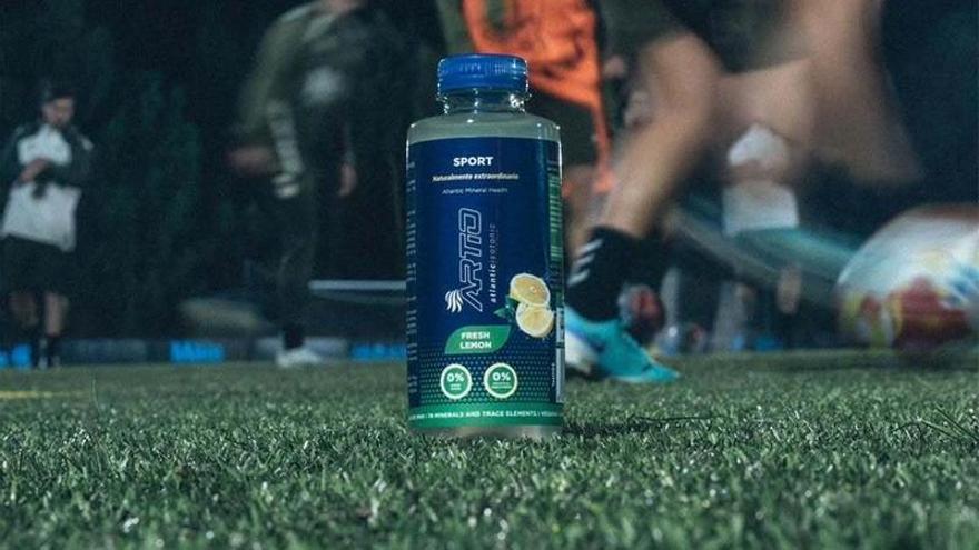 La bebida isotónica gallega hecha con agua del mar de las Cíes que ya llega a EEUU, Dubái o Japón