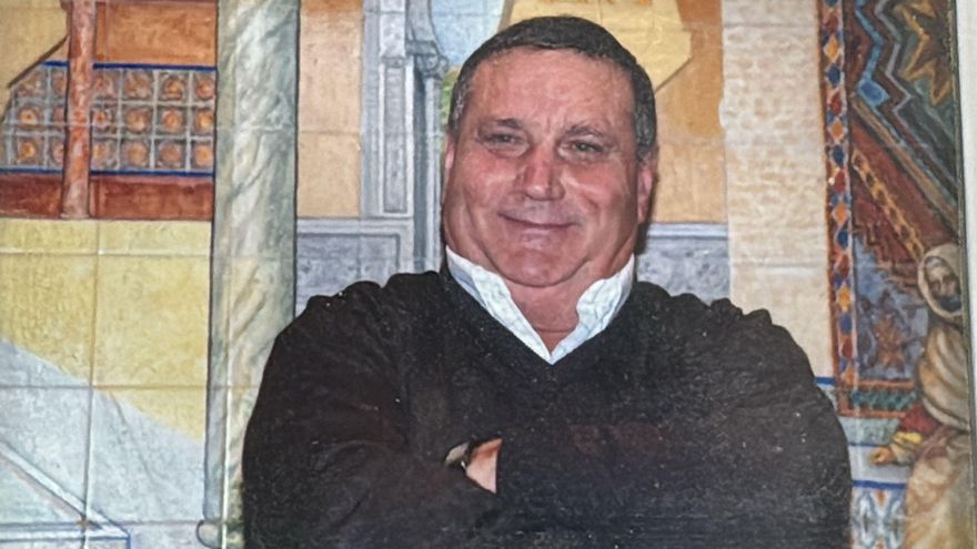 Fallece el empresario Julio Rizos, fundador del Hotel Averroes