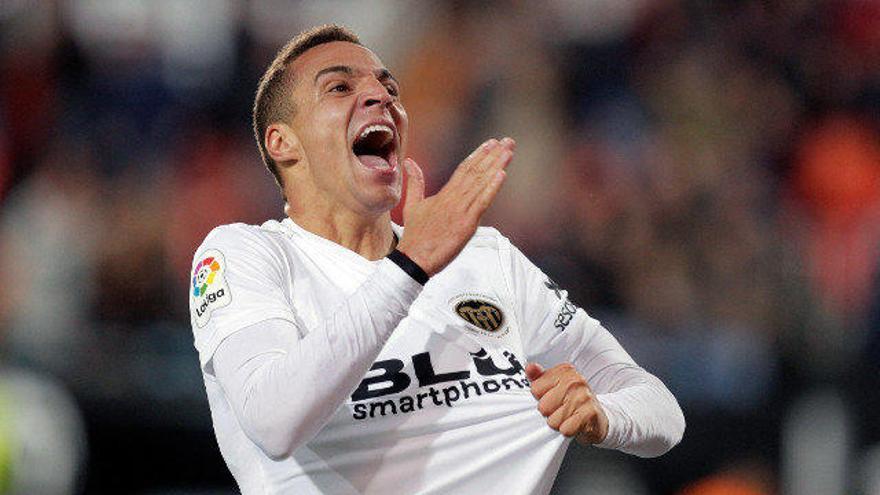 ¿Rodrigo se quiere ir o el Valencia CF quiere vender a Rodrigo?