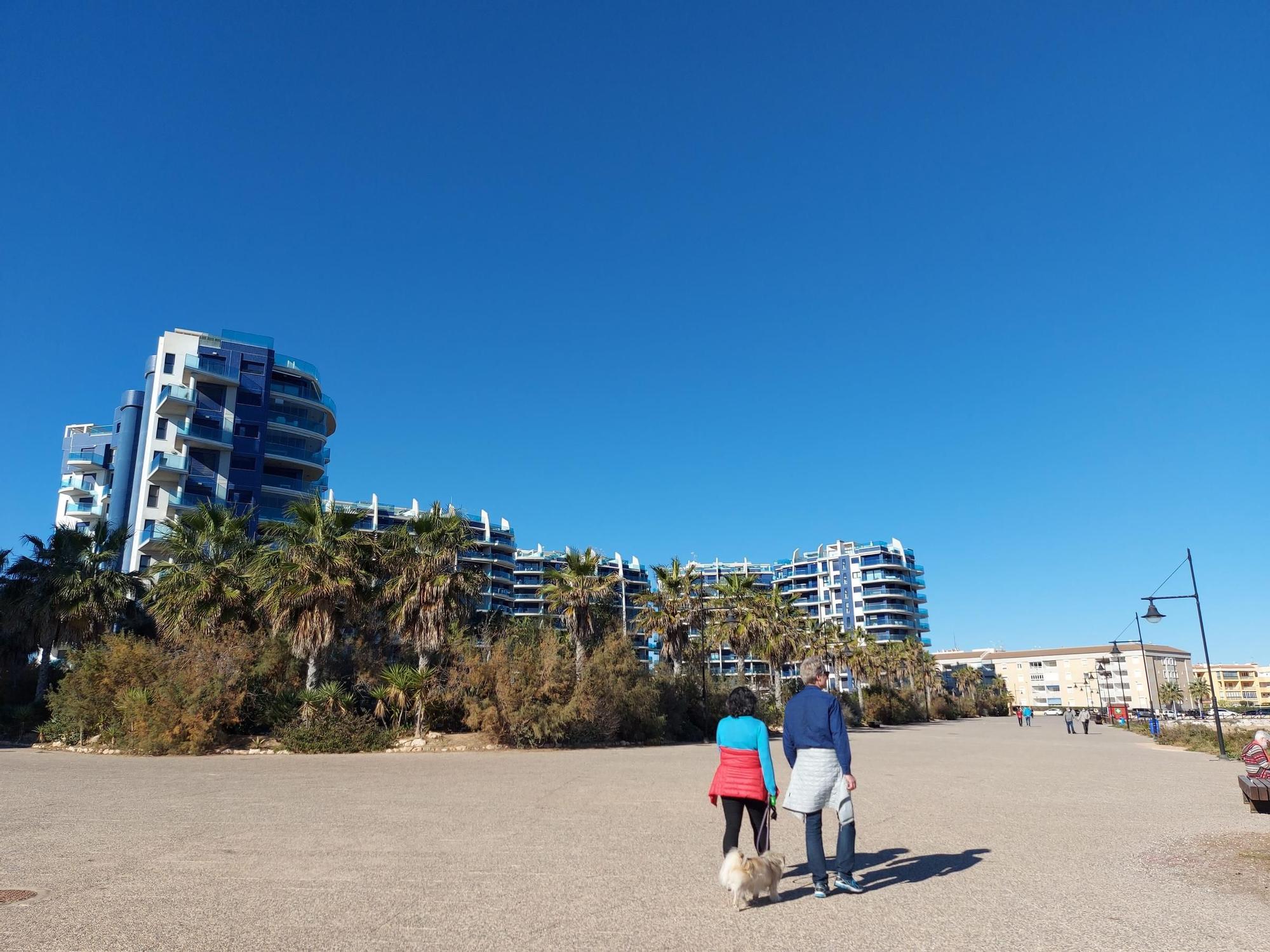 Cinco nuevos edificios de diez plantas en Punta Prima