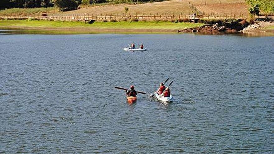 Área recreativa del embalse de Beche, inaugurada en 2013.