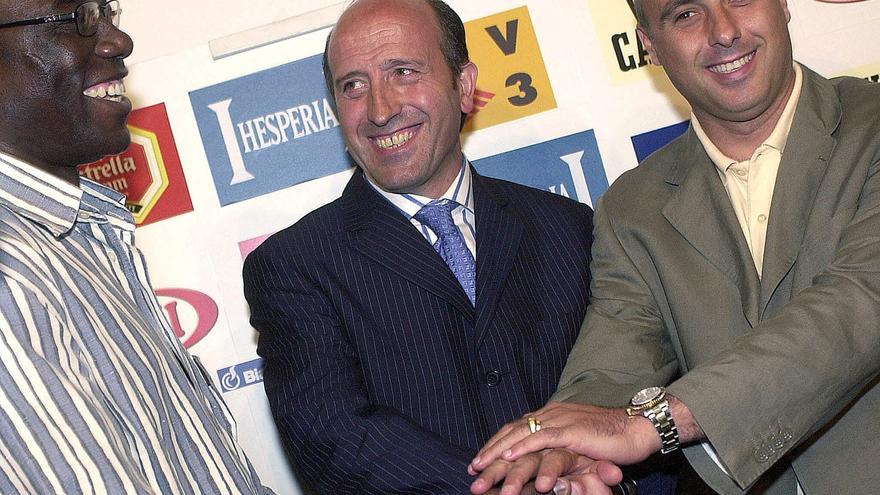 El portero que saltó a la fama en A Coruña, puso de moda los pantalones largos y acabó su carrera en Sabadell