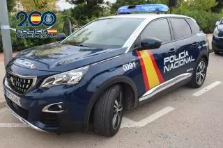 Hallan una persona fallecida a la que se le habría caído una estantería encima en Fuengirola