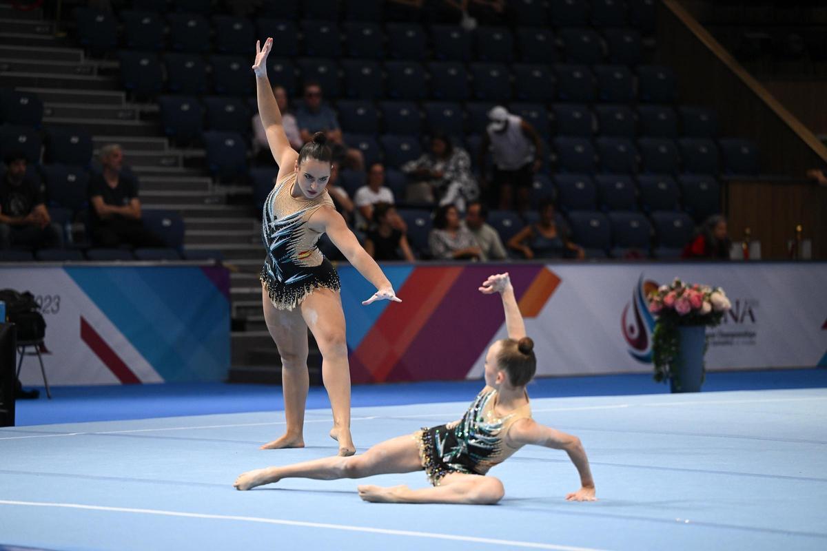 Joana López y Leyre López se proclamaron subcampeonas de Europa en la clasificación general de parejas femeninas y medalla de bronce en la final de ejercicio dinámico.