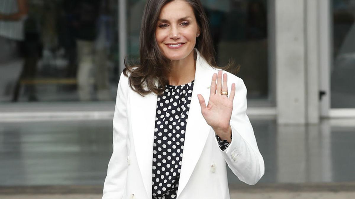 Letizia Ortiz a su llegada al hospital para visitar al Rey Juan Carlos